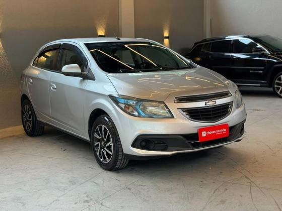 CHEVROLET ONIX 1.4 MPFI LT 8V FLEX 4P MANUAL